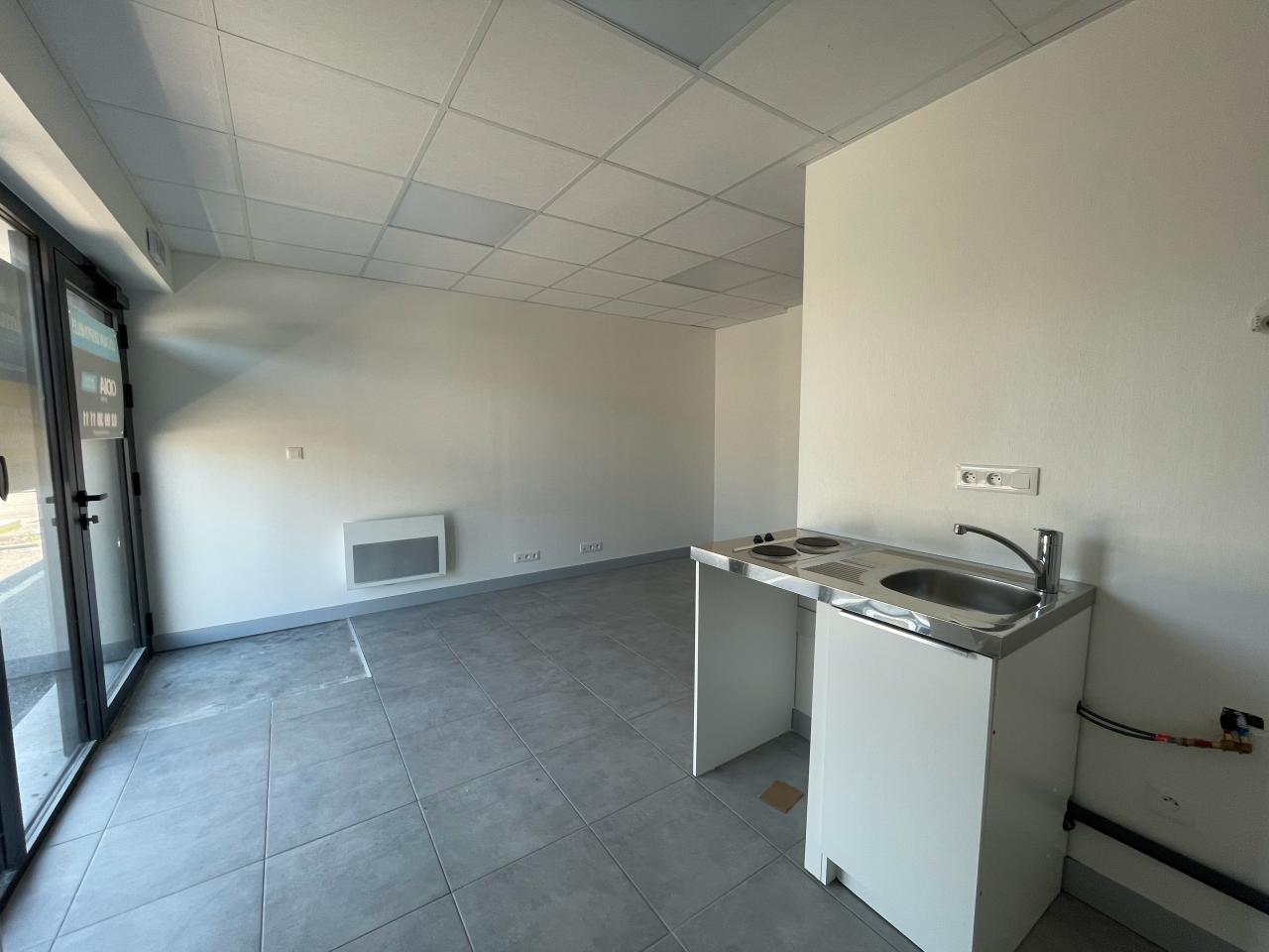 Local d'activité Châteaubourg 188m² Vente local d'activité Châteaubourg Ille-et-Vilaine OVACT2427873 4